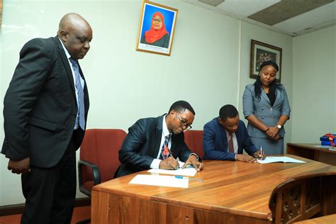 Mamlaka ya Serikali Mtandao MKATABA WA HUDUMA KWA .